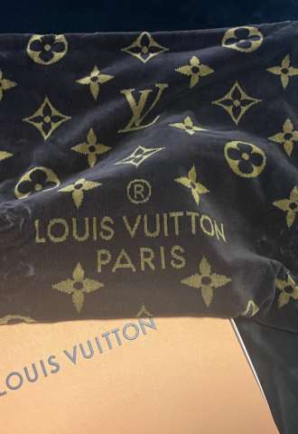 https://www.vipluxury.sk/Louis Vuitton beach towel