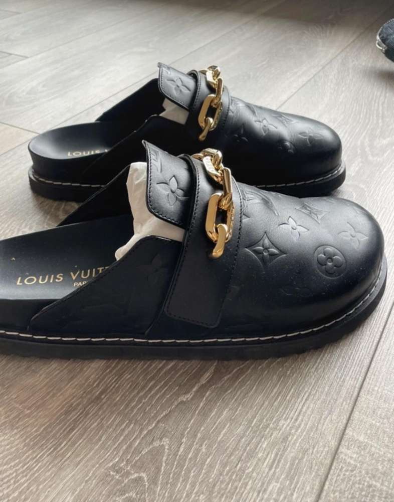 Louis Vuitton šľapky