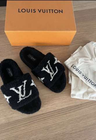 https://www.vipluxury.sk/Louis Vuitton slapky
