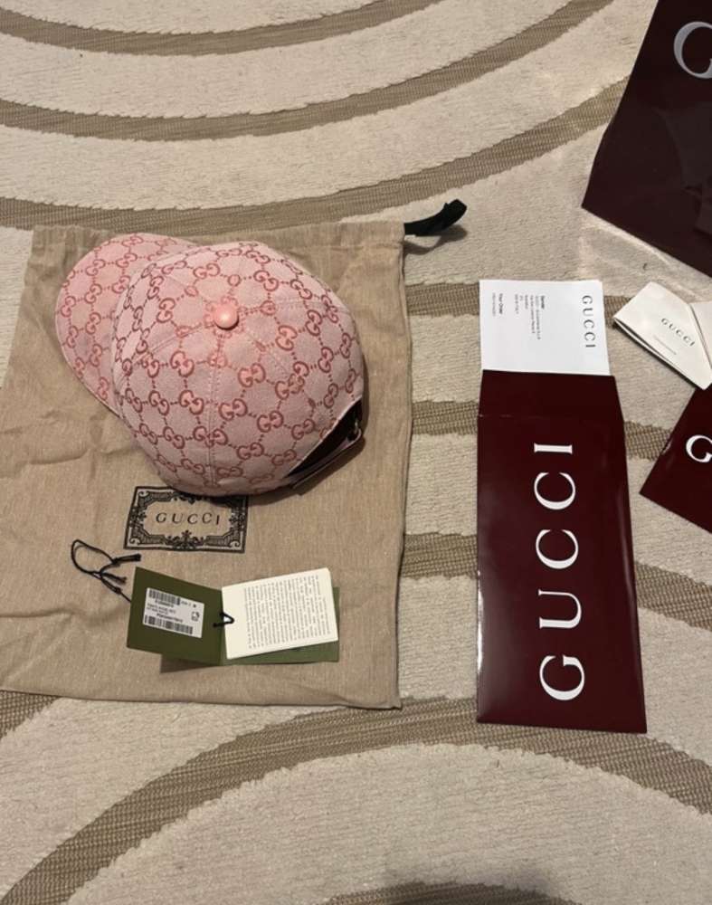 Gucci šiltovka