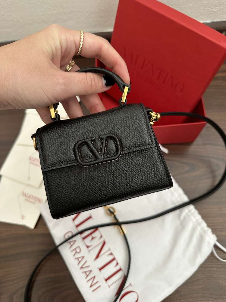 VALENTINO GARAVANI Micro V Sling taška