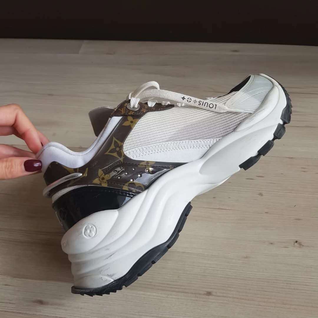 Louis Vuitton Run 55