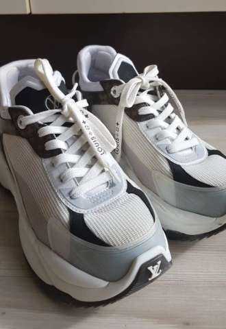 https://www.vipluxury.sk/Louis Vuitton Run 55