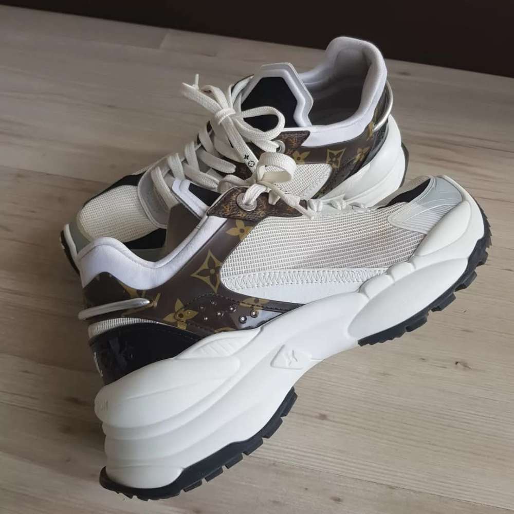 Louis Vuitton Run 55