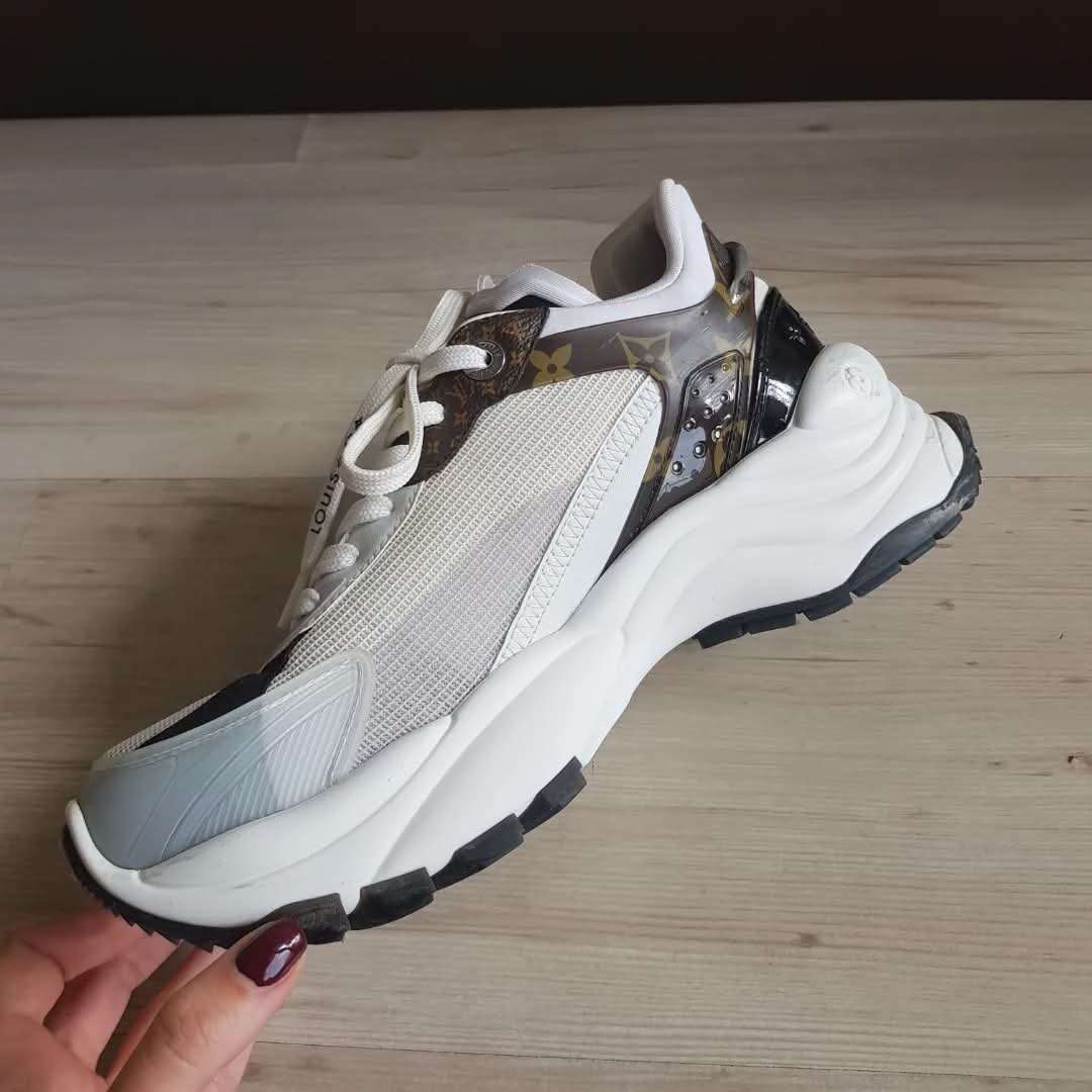Louis Vuitton Run 55