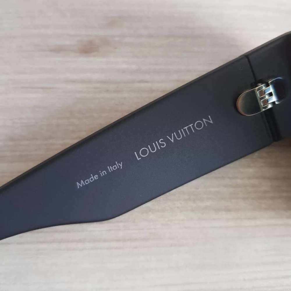 Louis Vuitton Waimea