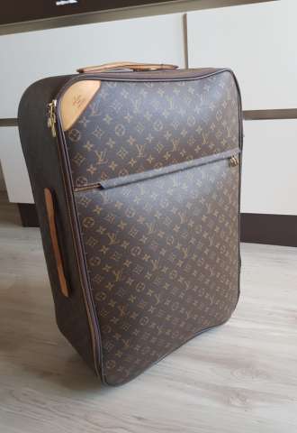 https://www.vipluxury.sk/Louis Vuitton Pegase