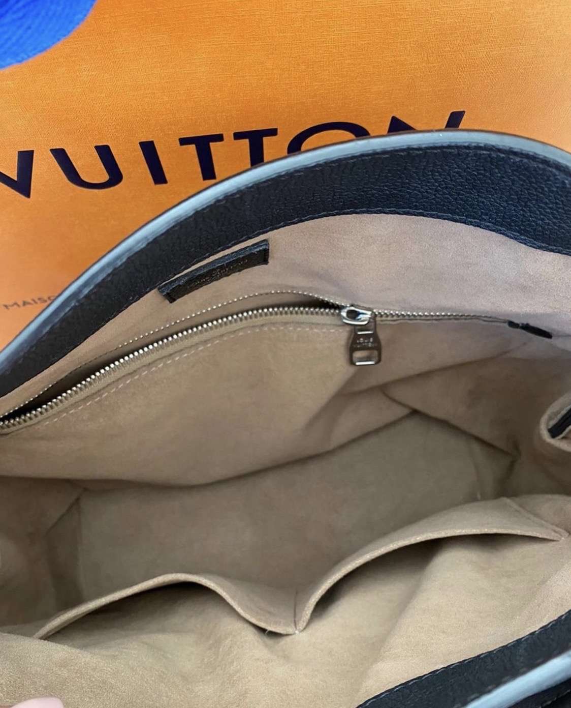 Louis Vuitton Babylon PM