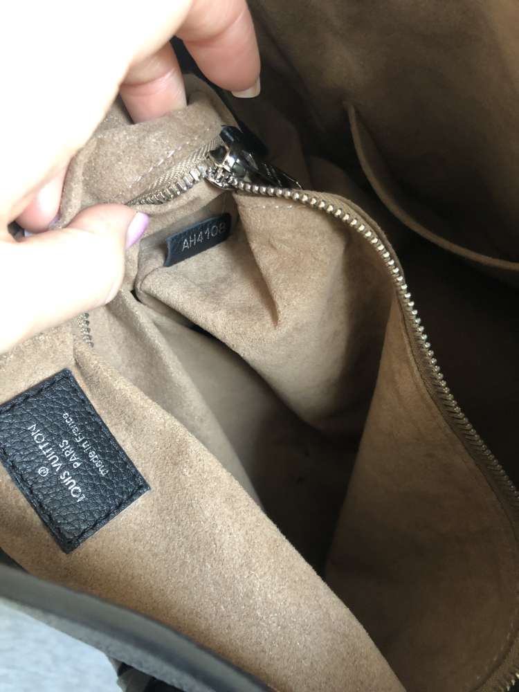 Louis Vuitton Babylon PM