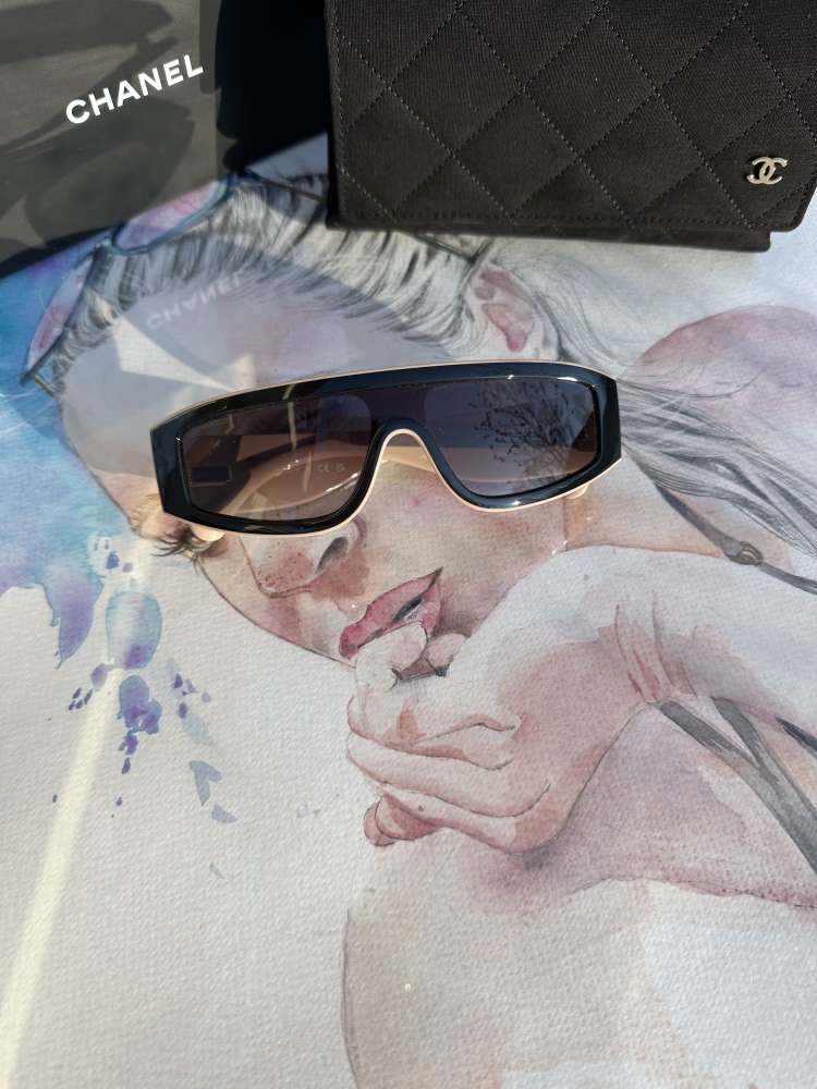 Chanel slnečné okuliare