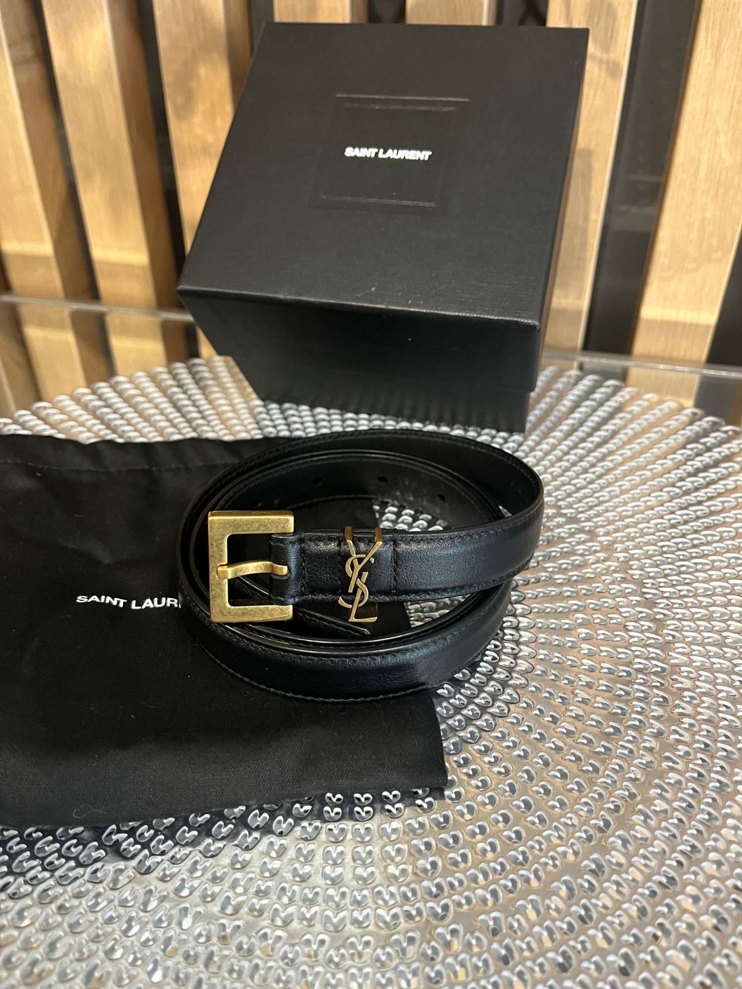 Ysl opasok