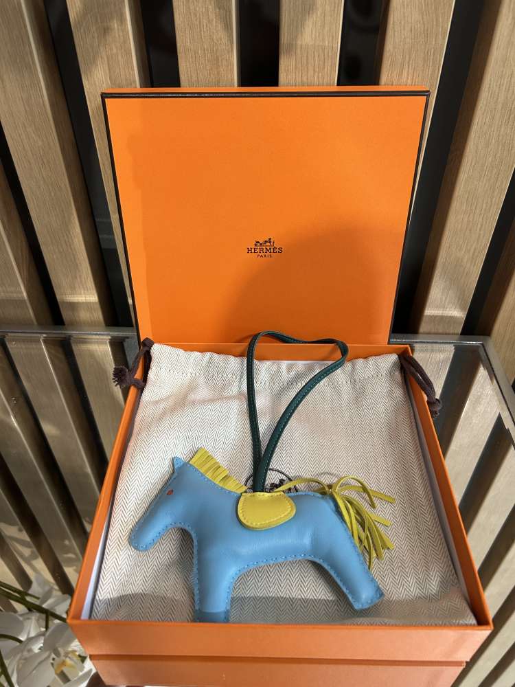 Hermes rodeo konik