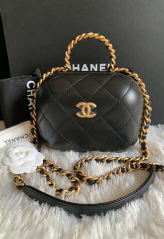 https://www.vipluxury.sk/Chanel micro flap bag