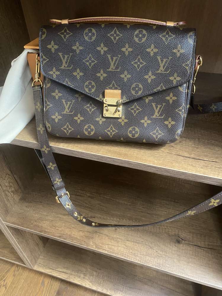 Louis Vuitton Metis
