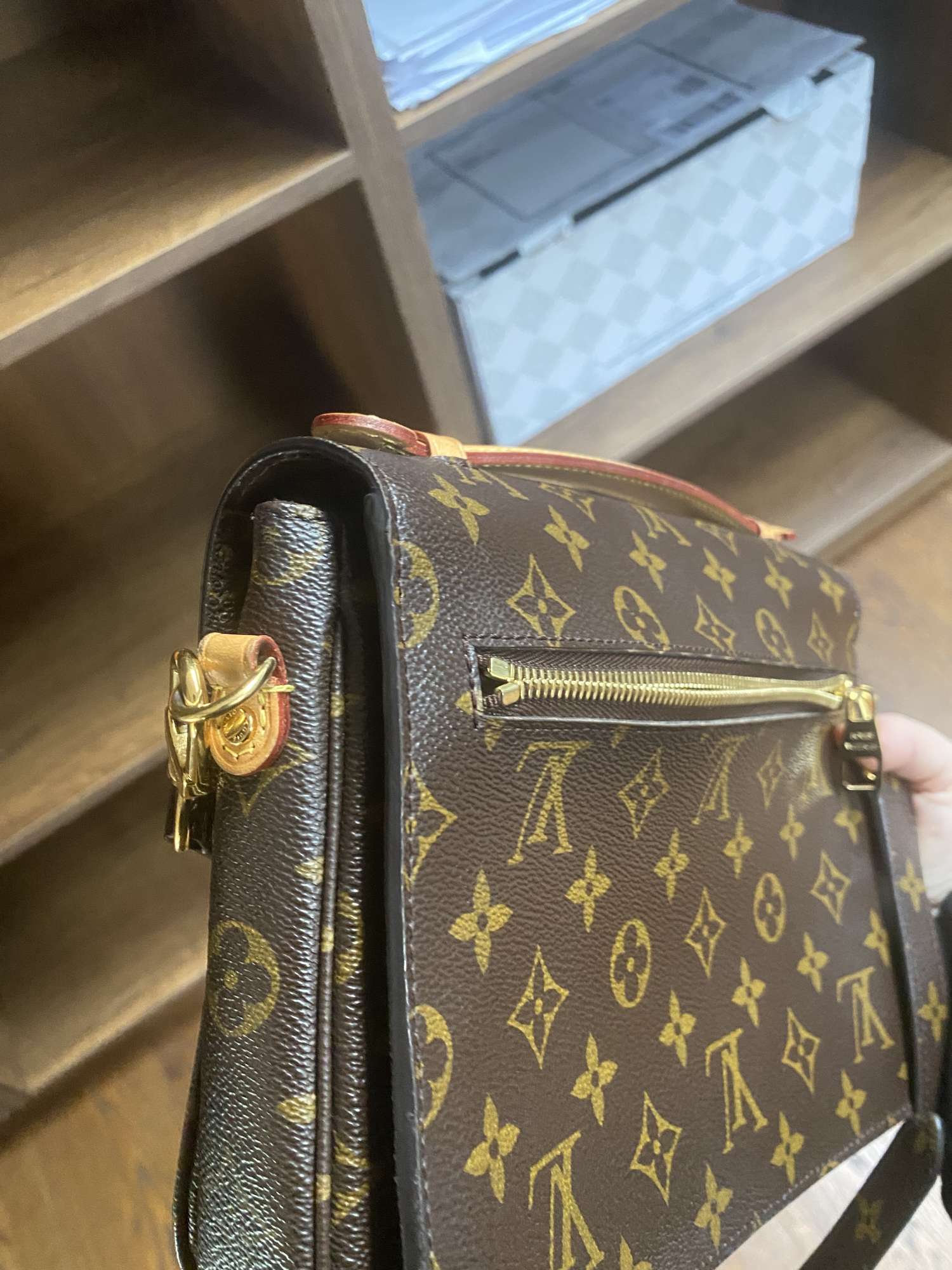 Louis Vuitton Metis