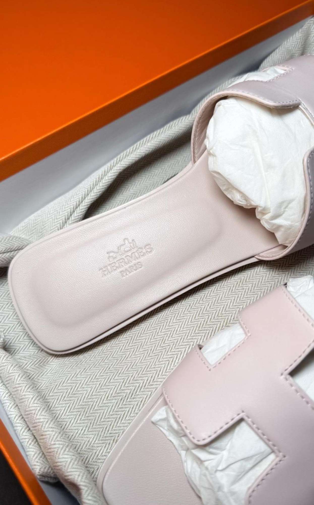 Hermes Oran slapky