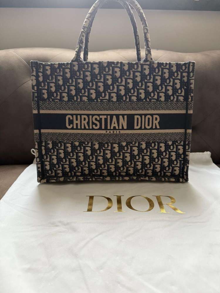 Dior tote bag