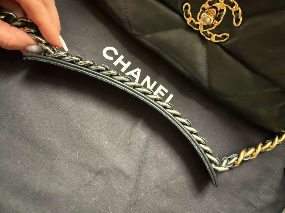 Chanel 19 kabelka