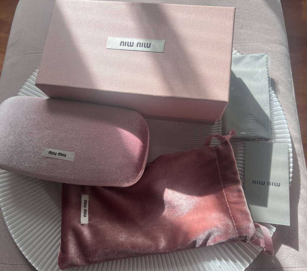 Slnečné okuliare Miu Miu