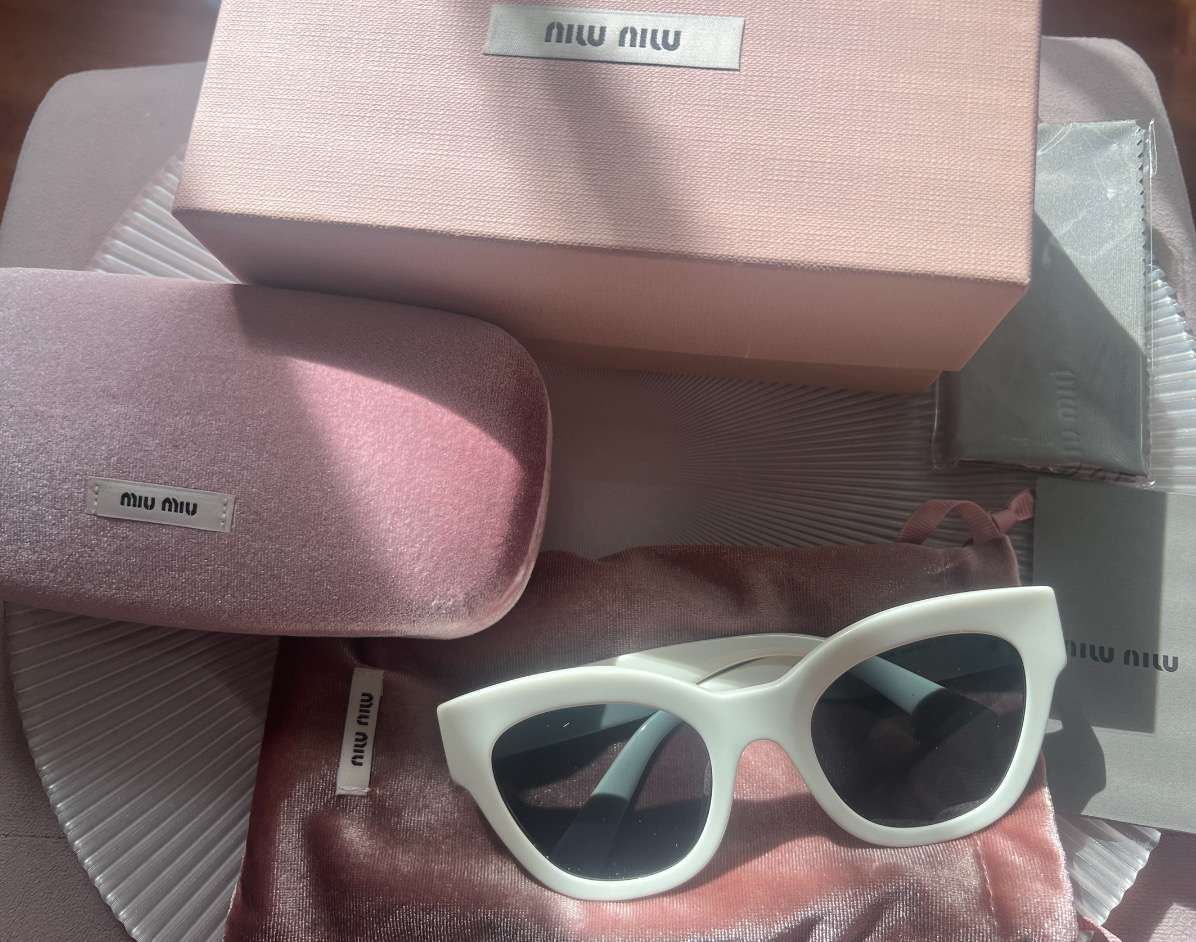 Slnečné okuliare Miu Miu