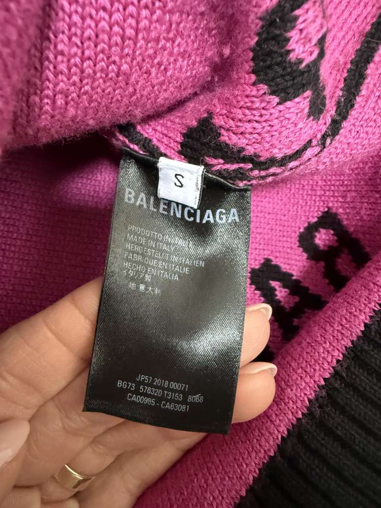 Balenciaga sveter