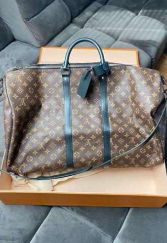 https://www.vipluxury.sk/Louis Vuitton keepal