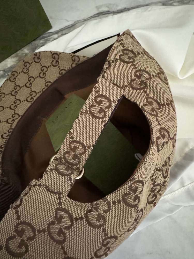 Gucci siktovka velkost M-58cm