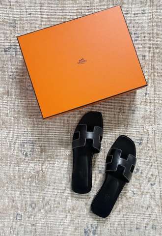 https://www.vipluxury.sk/Hermes oran black
