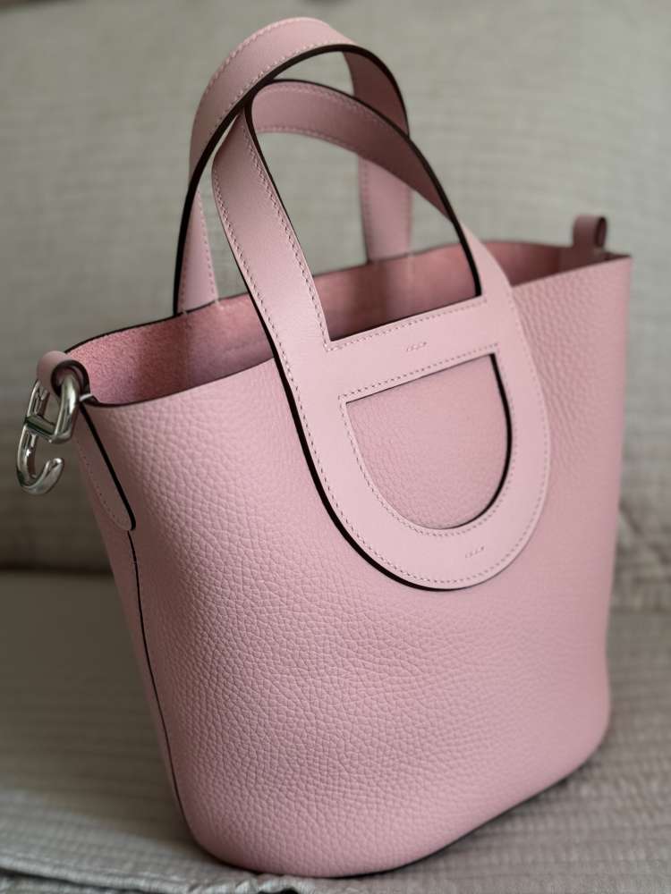Hermes Loop 18 Rose Sakura 2025