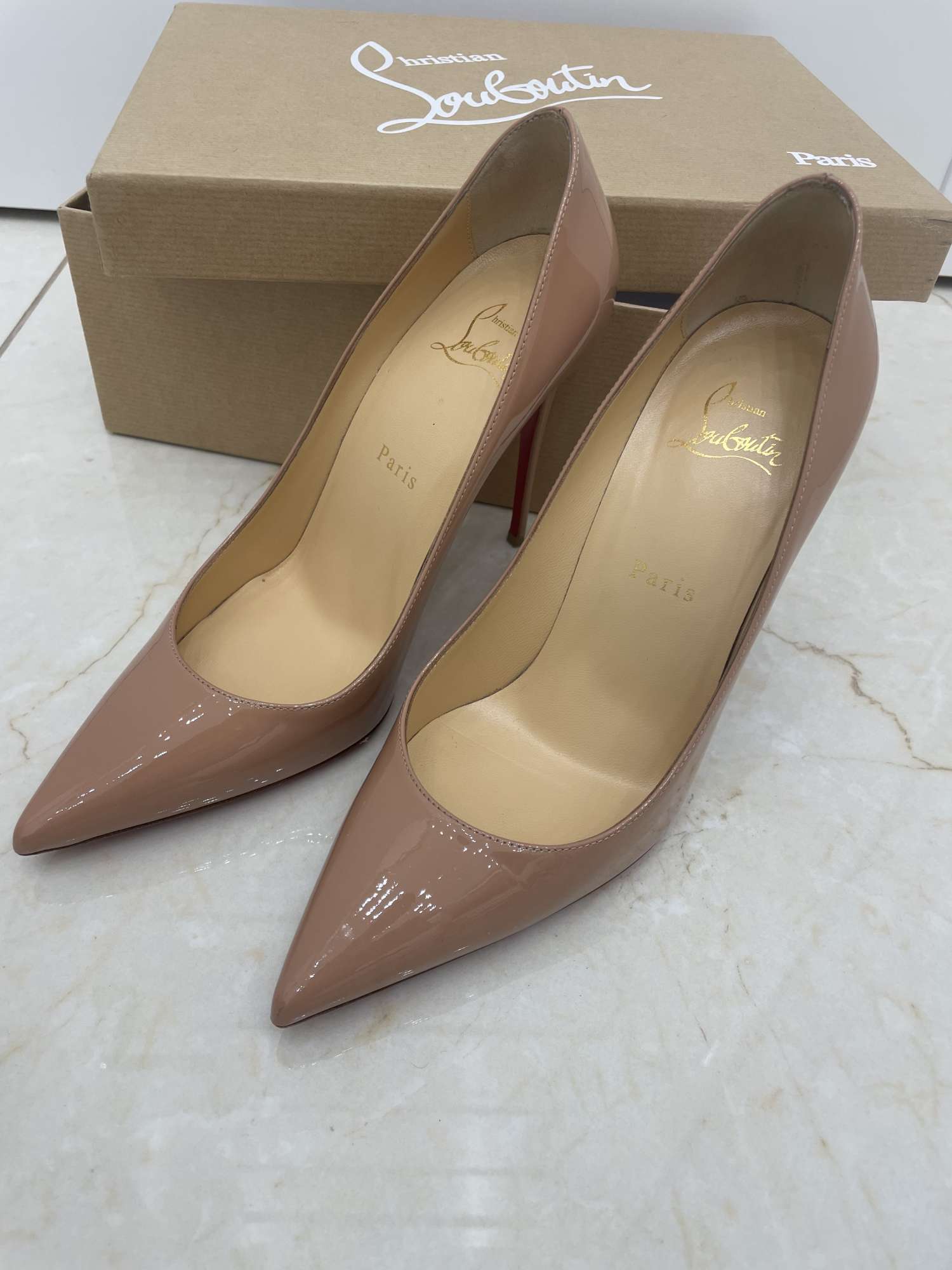 Christian Louboutin lodicky