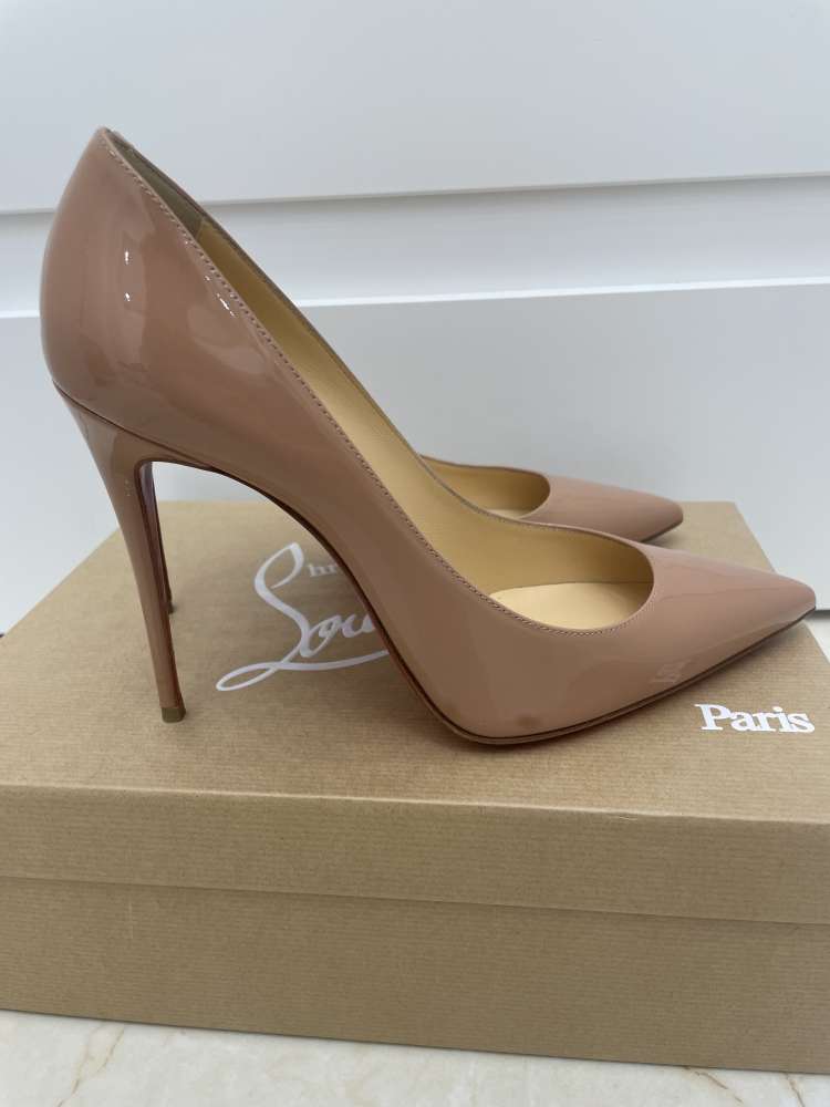 Christian Louboutin lodicky