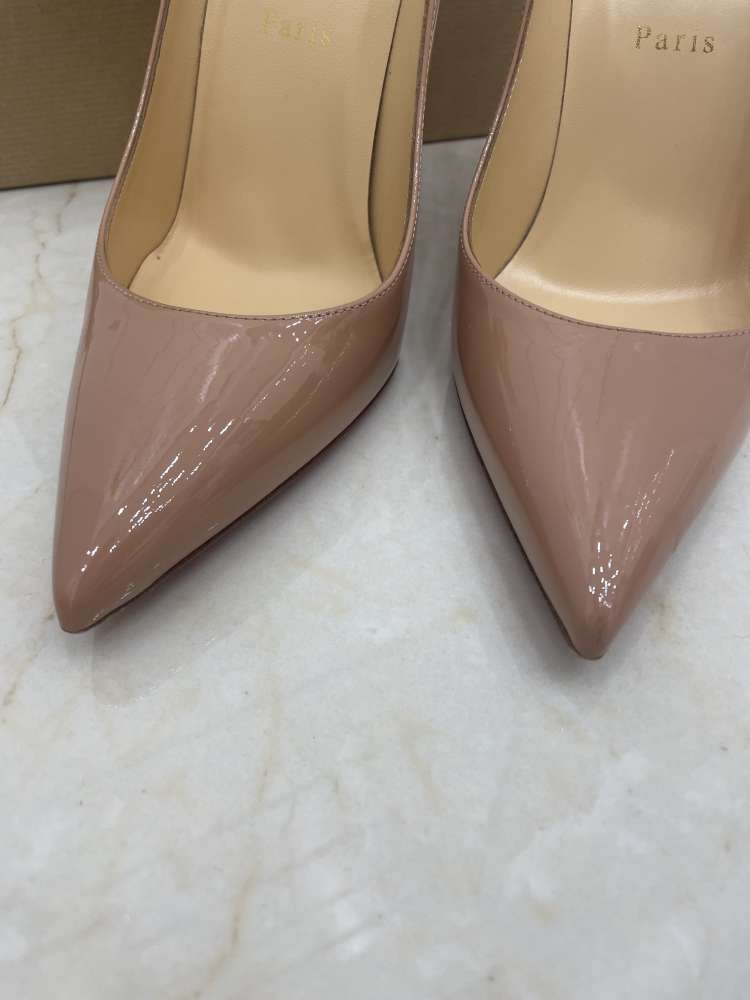 Christian Louboutin lodicky