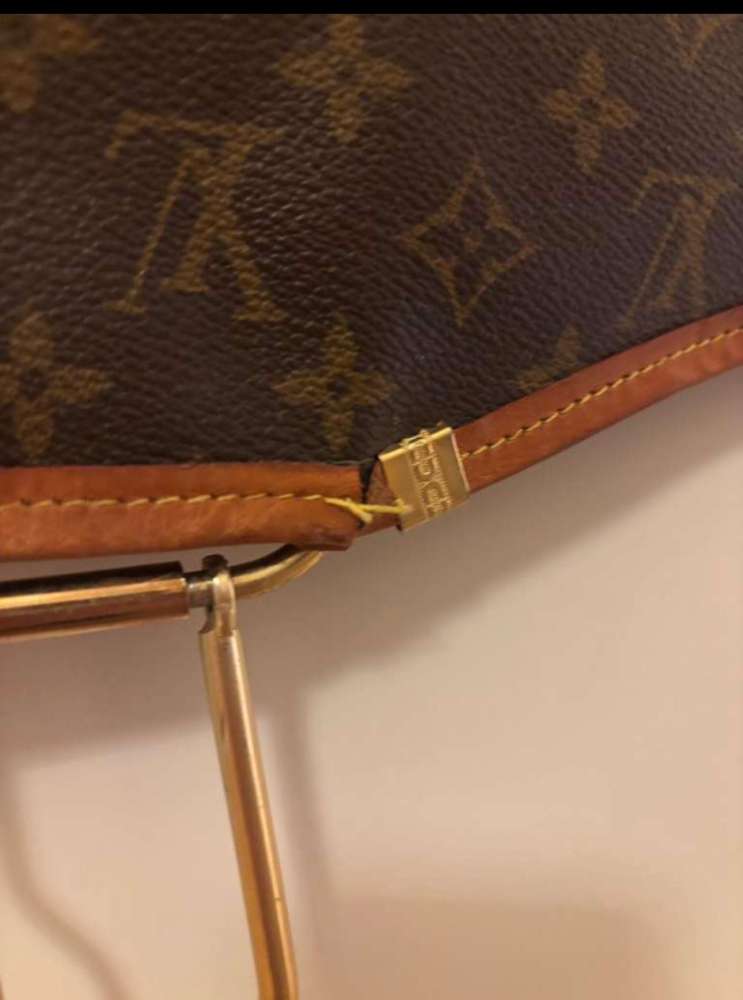 Louis Vuitton obal na oblecenie