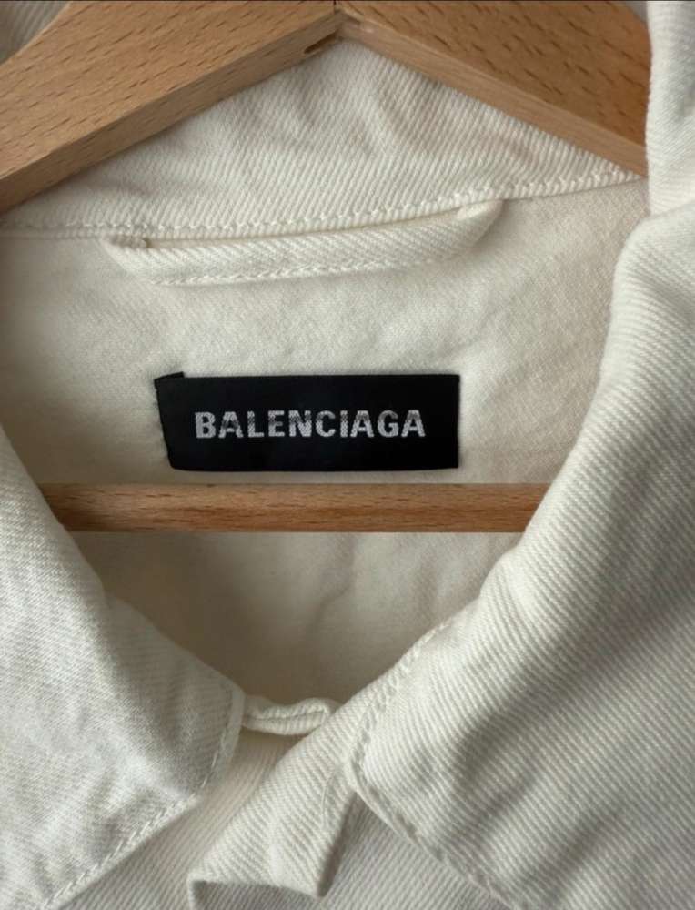 Balenciaga bunda