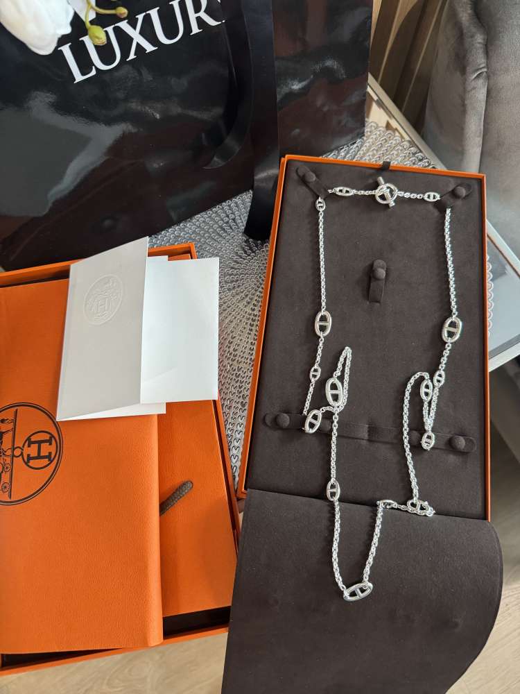 Hermes Farandole nahrdelnik