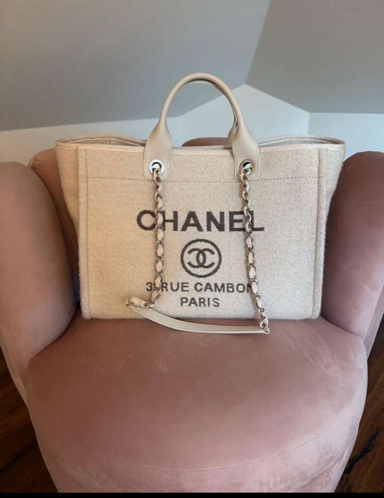 Chanel deauville