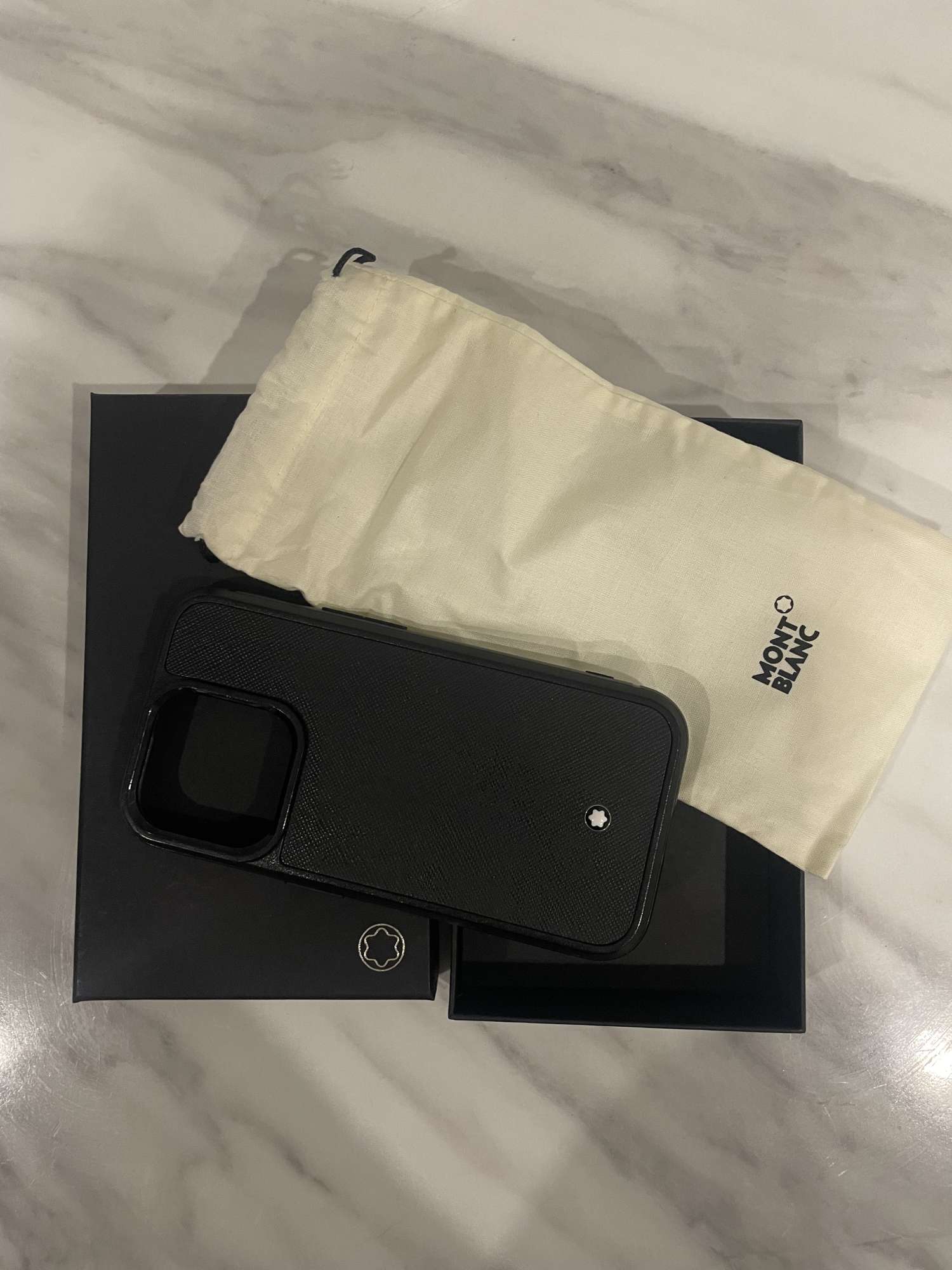 Mont Blanc Kryt na mobil