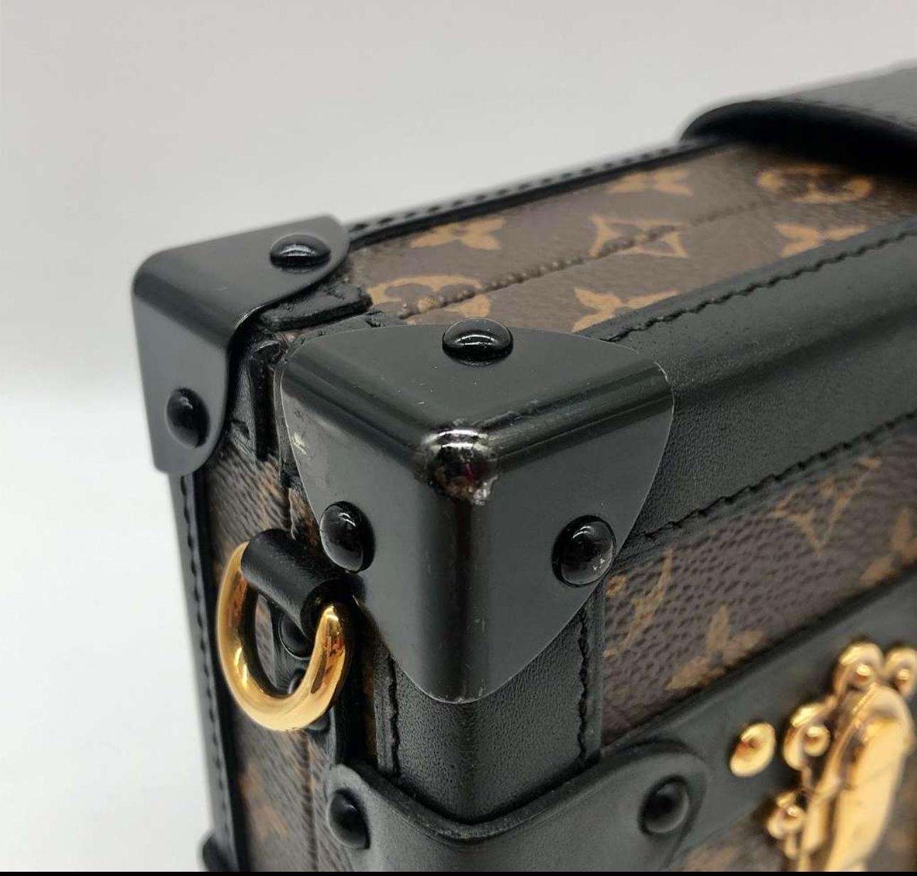 Louis Vuitton petite