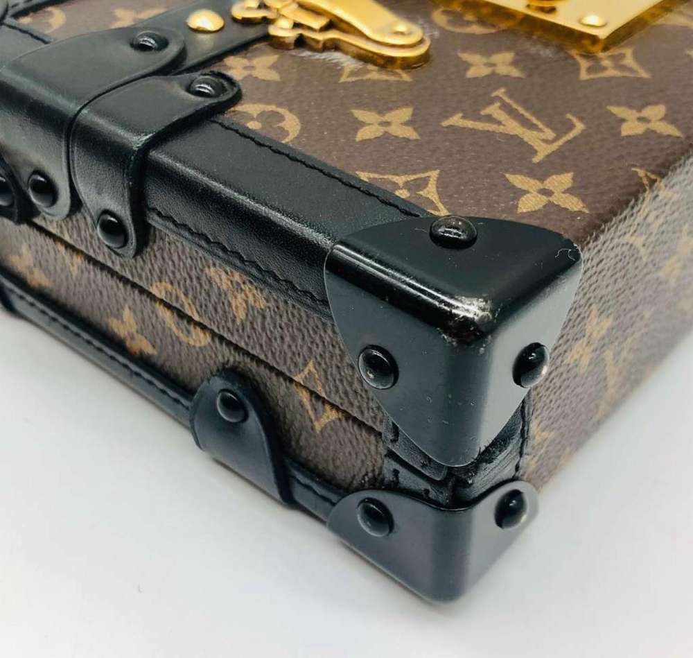 Louis Vuitton petite