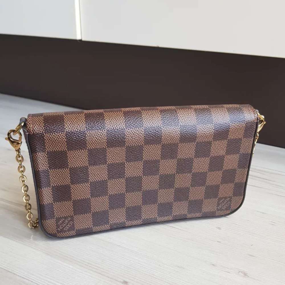Louis Vuitton Felicie Damier ebene