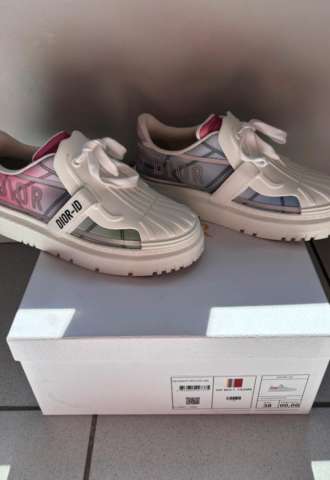https://www.vipluxury.sk/Dior tenisky