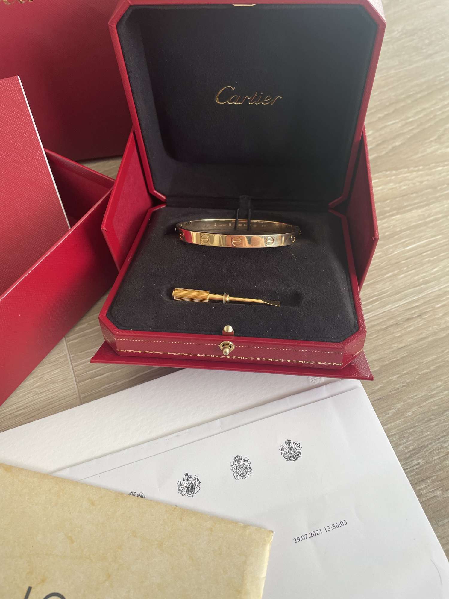Cartier Love hrubsia verzia, zlte zlato, velkost 18