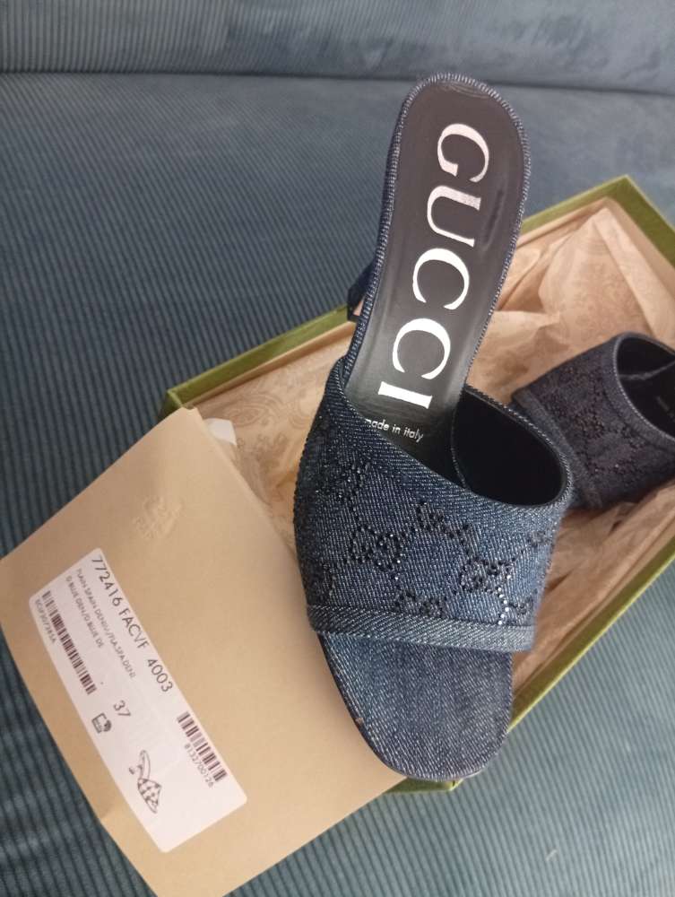 Šľapky na podpätku Gucci