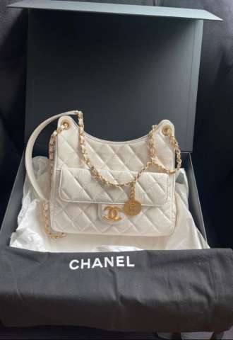 https://www.vipluxury.sk/Chanel Hobo