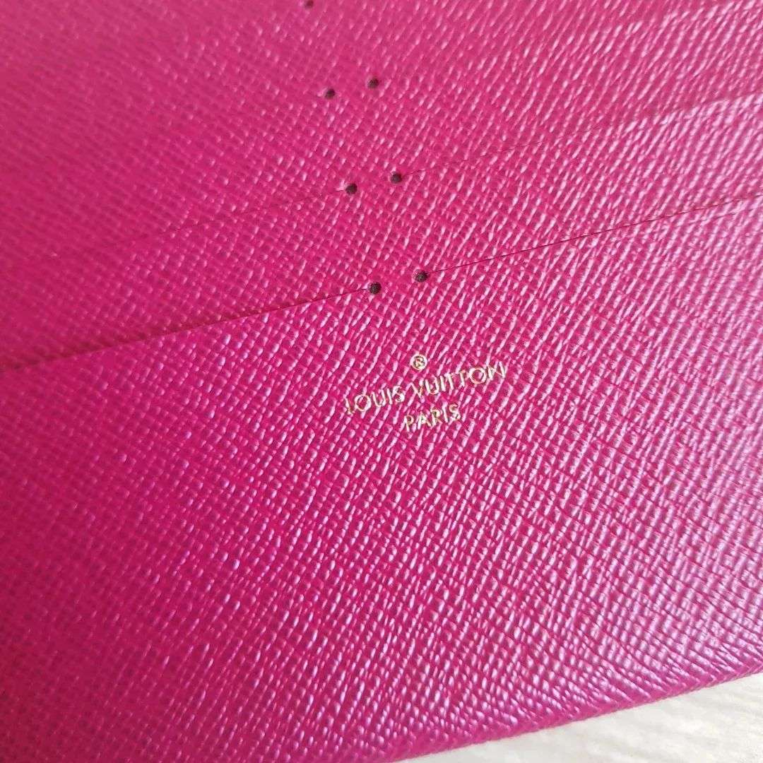 Louis Vuitton Cardholder