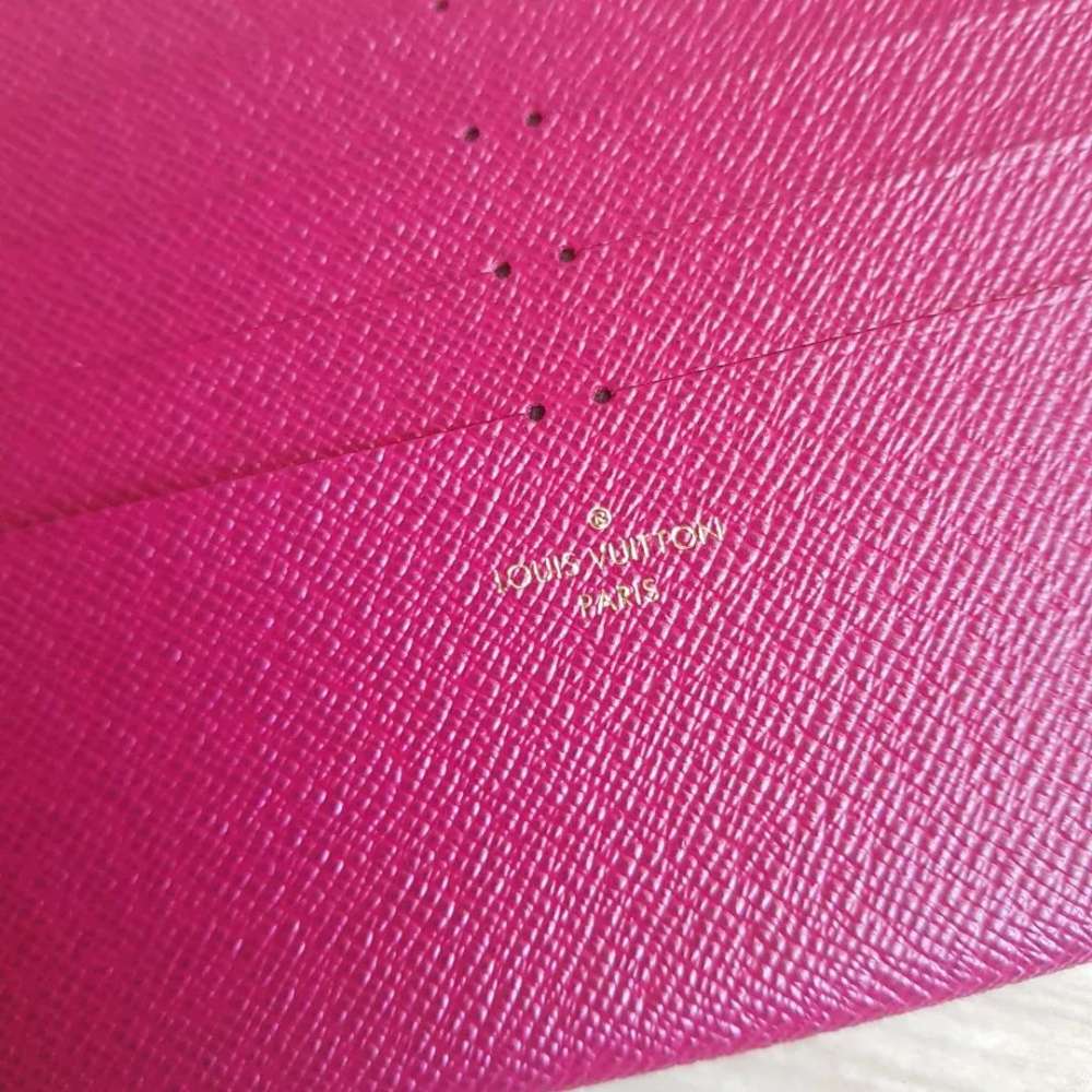 Louis Vuitton Cardholder