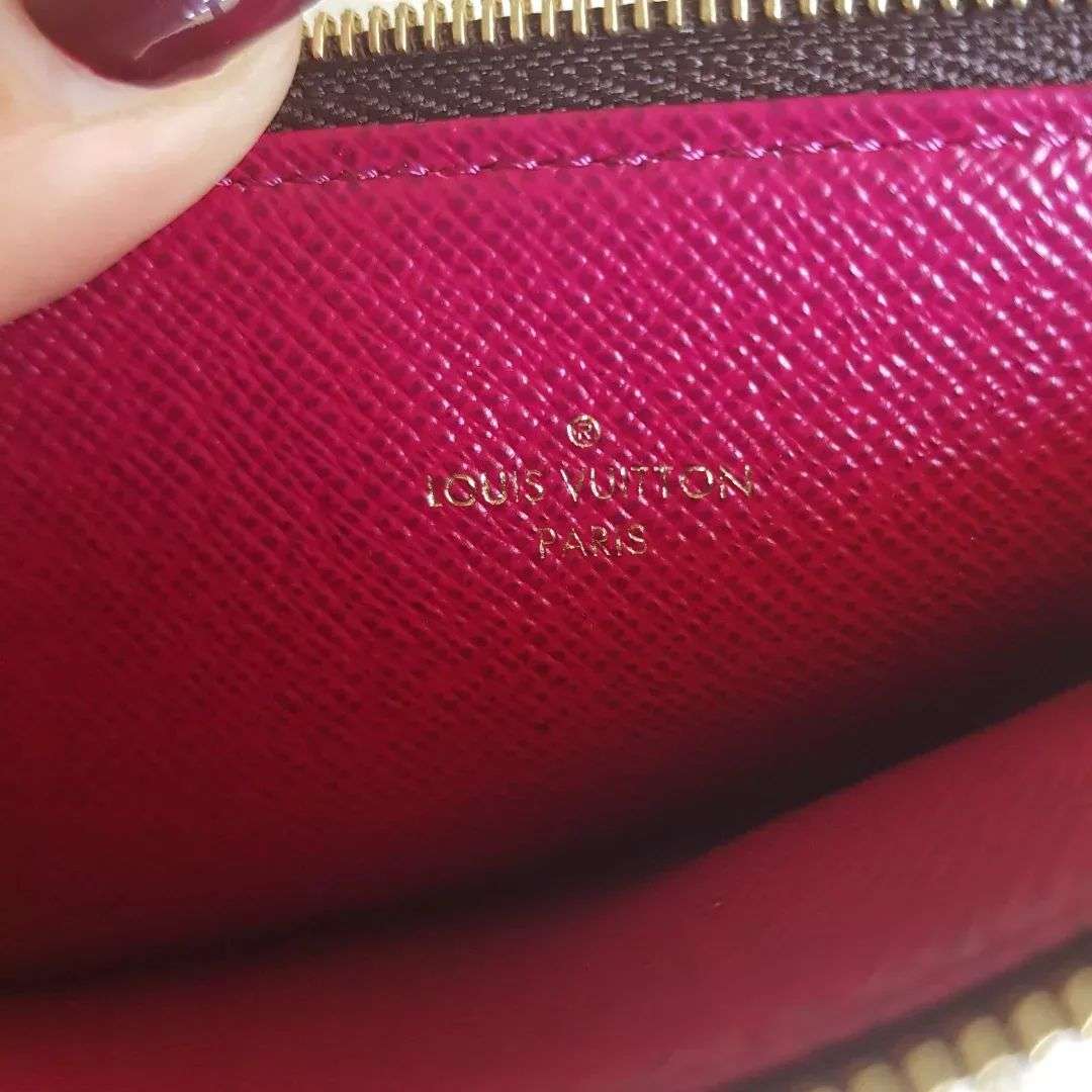 Louis Vuitton Cardholder