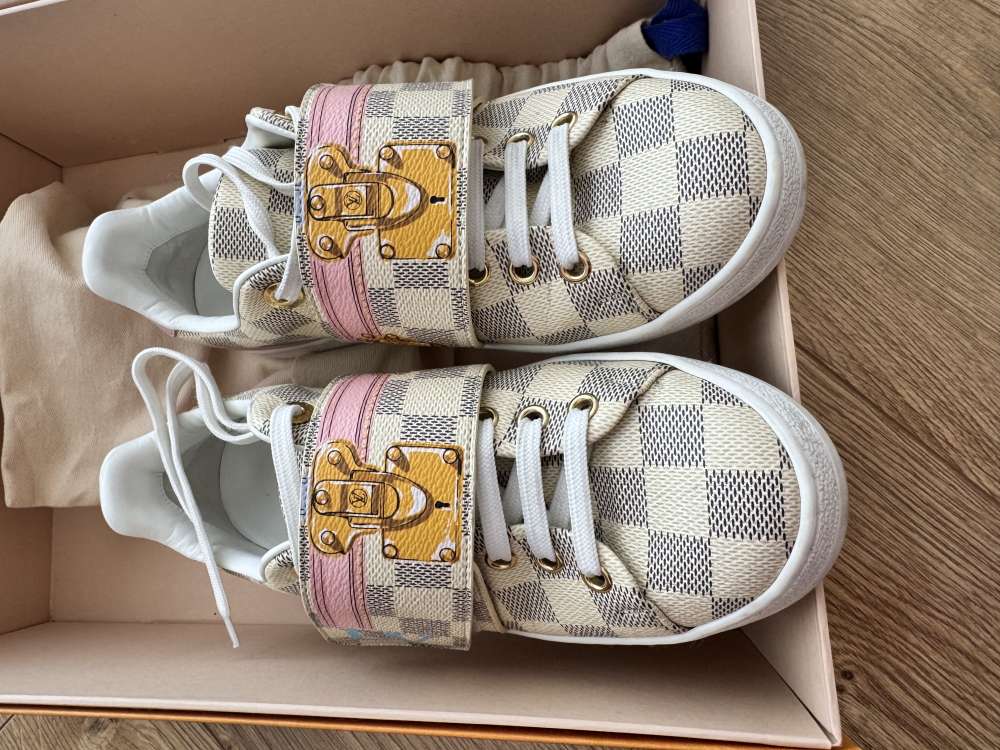 LV limitky sneakers