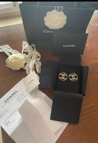 https://www.vipluxury.sk/Chanel náušnice