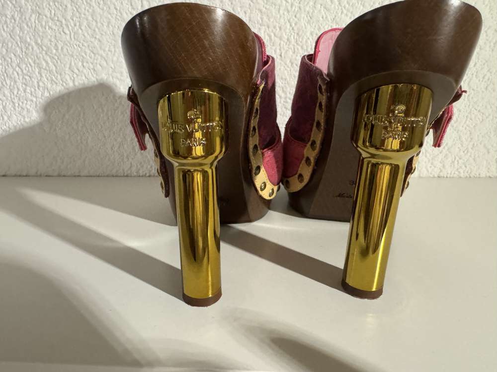 LV Sandalky